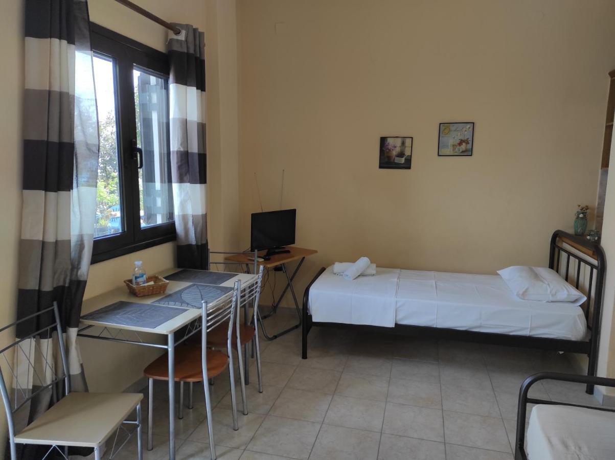 Limanaki Apartment Кими Екстериор снимка
