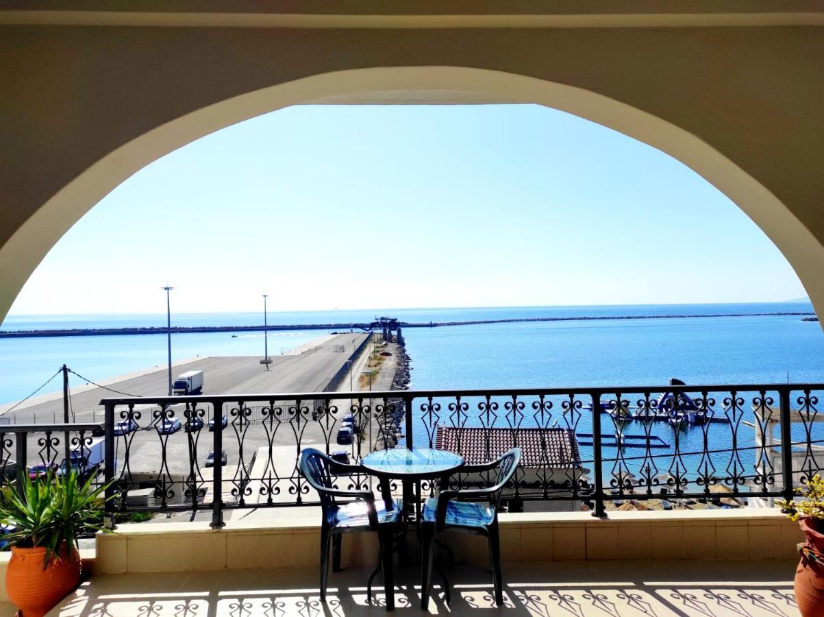 Limanaki Apartment Кими Екстериор снимка