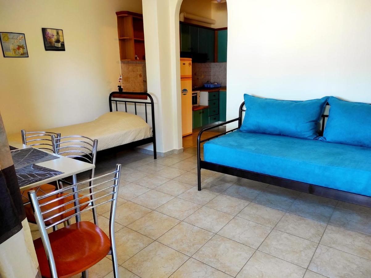 Limanaki Apartment Кими Екстериор снимка